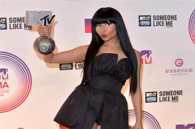 2014EMA「一世代」奪三獎稱王