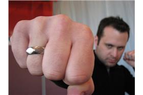 男子戒指／flickr