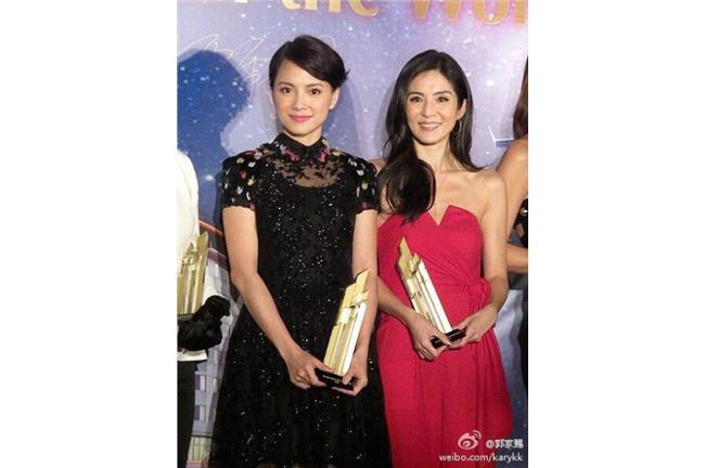 星光大道／李心潔梳油頭一人走紅毯