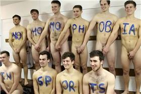 英國諾丁漢大學的男子曲棍球隊拍攝全裸照片反恐同(英國鏡報)