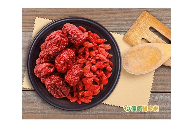 滴雞精好貴！這兩種中藥可達相同功效