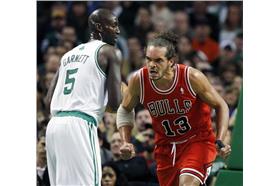 Kevin Garnett與Joakim Noah（圖／美聯社／達志影像）