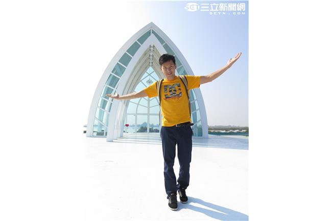 牽手半百沒拍過婚紗　阿耀當圓夢大使