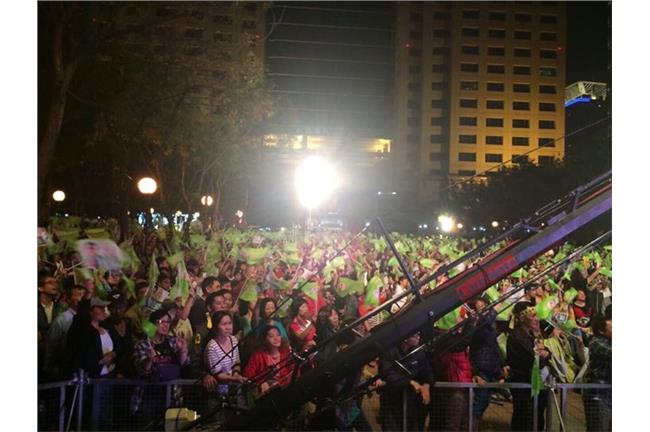 游錫堃偷拍照曝光　網友：別再催淚！