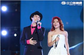 「新北歡樂耶誕城」 演唱會之「全民情歌之夜」 天后丁噹