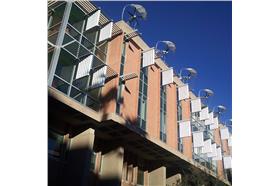 跳樓（Flickr-Kevin Dooley）