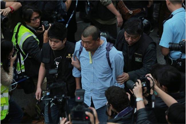 黎智英辭香港《蘋果日報》社長