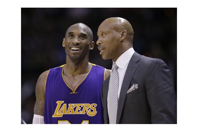 Scott：Kobe將改打小前鋒