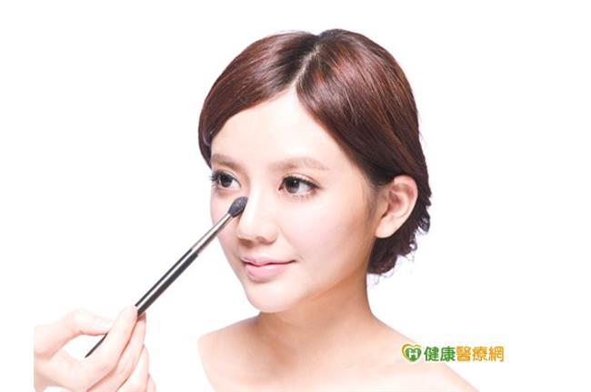 晶亮瓷隆鼻好嗎？皮膚科醫師有話要說