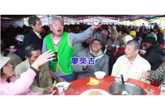 萬華刈包吉街友宴　連請4天席開千桌
