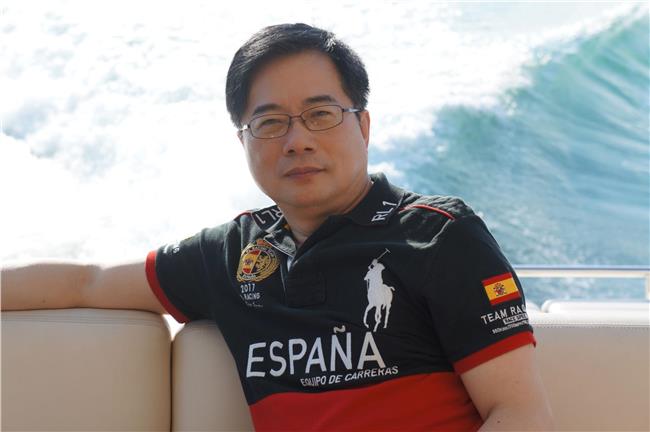 止兀沒氣魄？黃國昌：別躲保護傘下