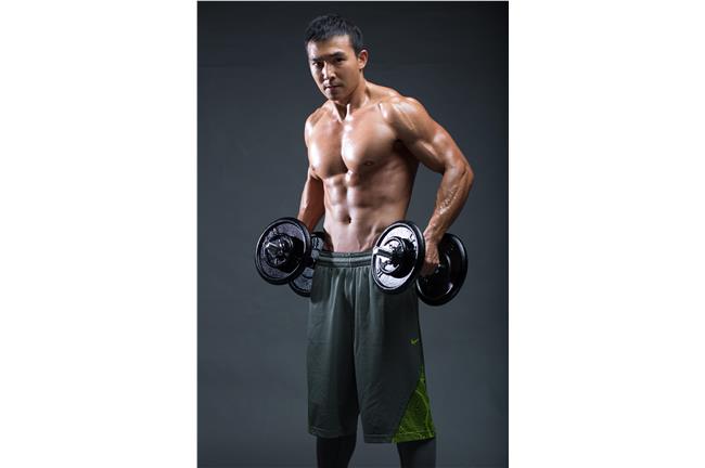 熟男肉也讚！劉畊宏當爸照樣大肌肌　