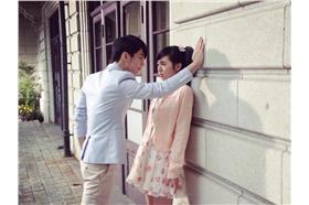 炎亞綸壁咚／dewi臉書