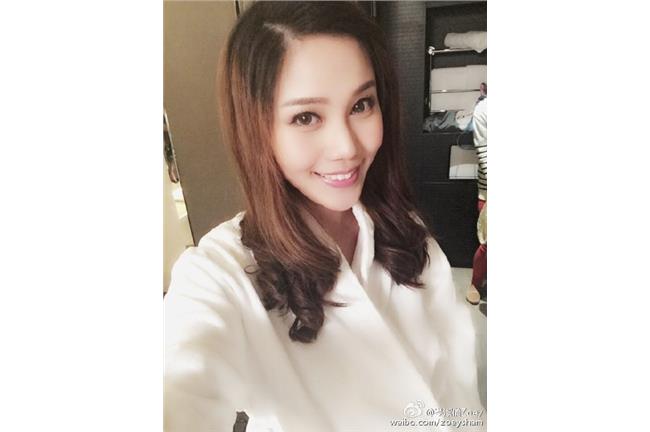 港女星炫富：不要問衣服為什麼那麼貴