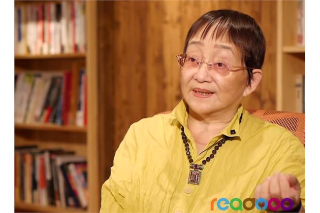施寄青：雜交是天性，一夫一妻是神話