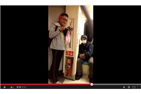 忘我哥捷運大啖鹹酥雞-擷取自youtube