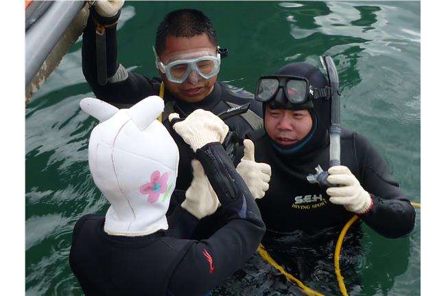 外景主持不好當！鄭志偉險溺水！