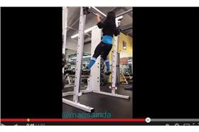 女超強臂力拉單槓_youtube