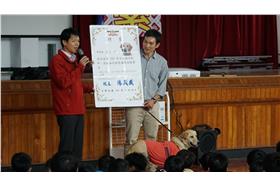 德高國小,台南,拉拉,流浪狗（臉書－臺南市東區德高國小）