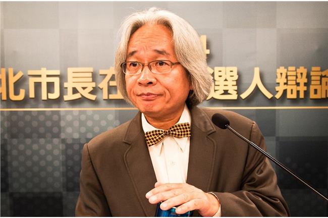 馮光遠：真的很希望郭台銘出來選總統