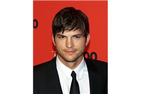 艾希頓　前女友　維基百科