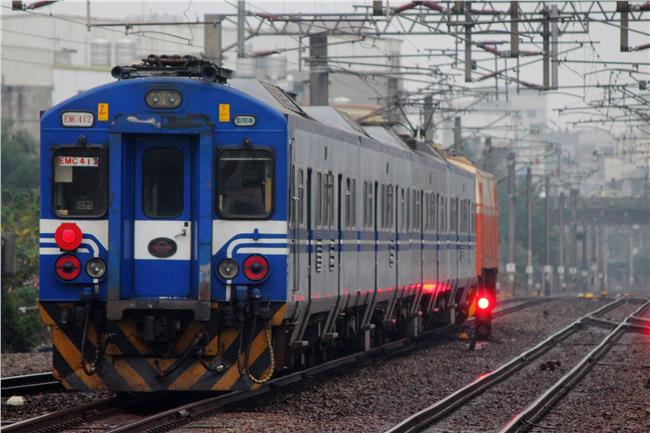 達成共識！台鐵：春節疏運火車不降速