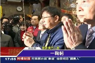 柯P拜拜還願　廟方：他最關心救護車