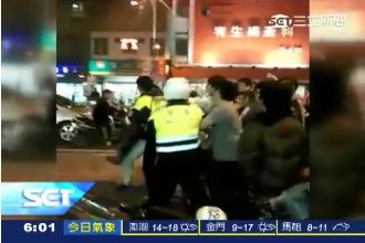 神明怎麼了？警察被宮廟陣頭推倒狂毆