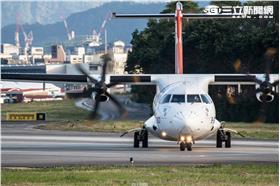 復興航空　B-22816、ATR72-600　（林敬旻攝）