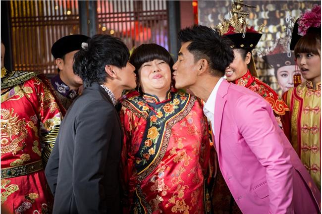 林俊傑偷親林心如　竟啾到林美秀？！