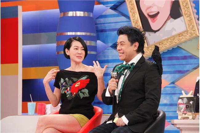 不滿獲邀演姚元浩媽　小S怒摔手卡