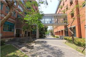 台大校園/flickr/https://www.flickr.com/photos/eager/14196928285/in/photostream/