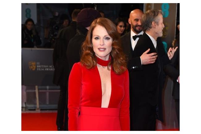 英奧斯卡揭曉！茱莉安摩爾再度封后