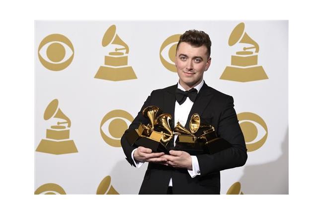 山姆史密斯抱回四獎。圖／達志影像／美聯社