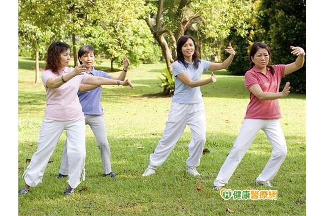 坐著也能動！新式「麻將伸展操」七招