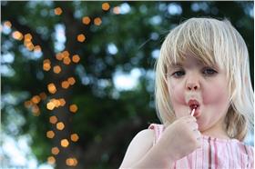 棒棒糖、糖果-flickr-Jay Weidenbach-https://www.flickr.com/photos/15788688@N07/5792254500