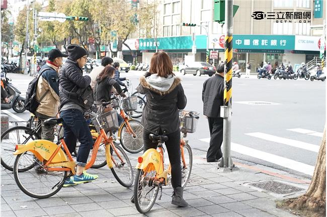 春節冷鋒刺骨！最低溫下探12度