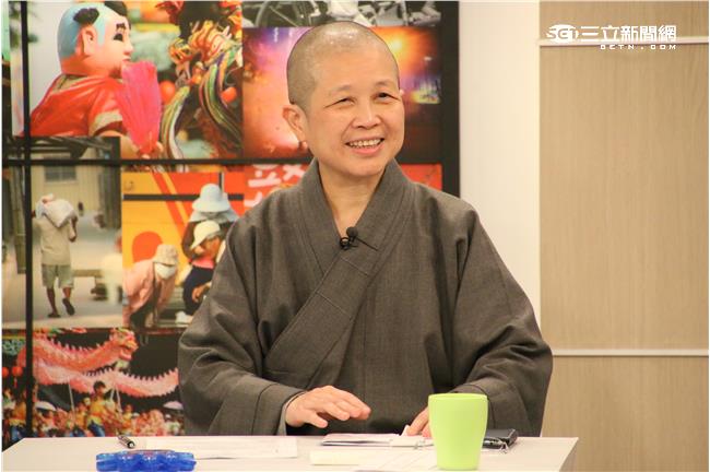 【影音】戰力超強！　釋昭慧1個打7個