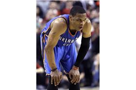 Russell Westbrook臉頰出現駭人凹陷。（圖／美聯社／達志影像）