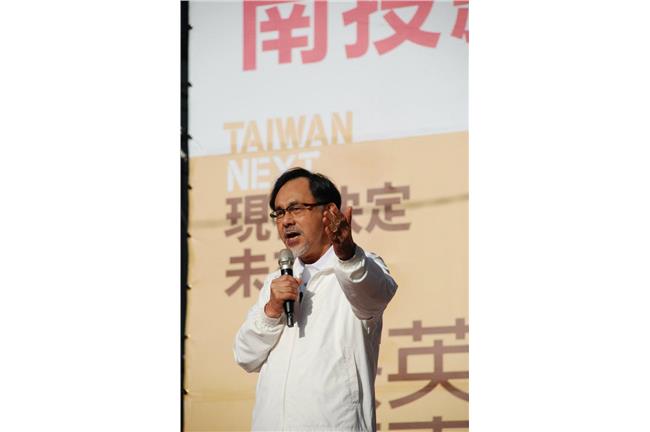 6成8民眾要憲改　政治人士當耳邊風