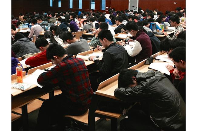 無法自由選課，讓大學生嘗到4種惡果