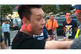 陸客來台遭圍毆／youtube