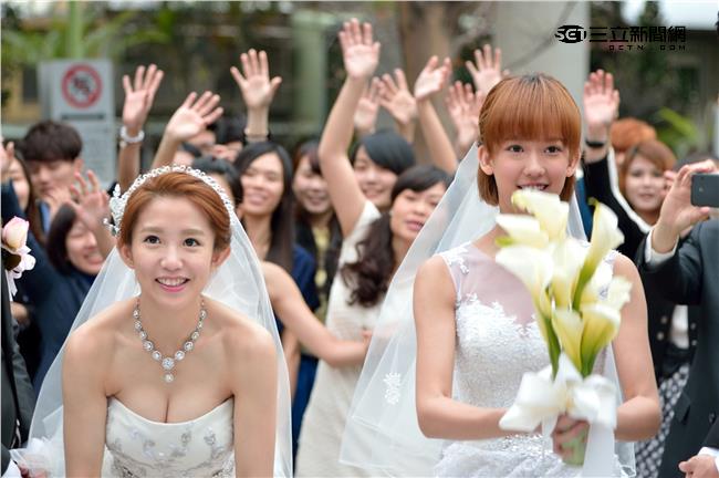 「道冒戀」結婚了！郭書瑤爆乳披白紗