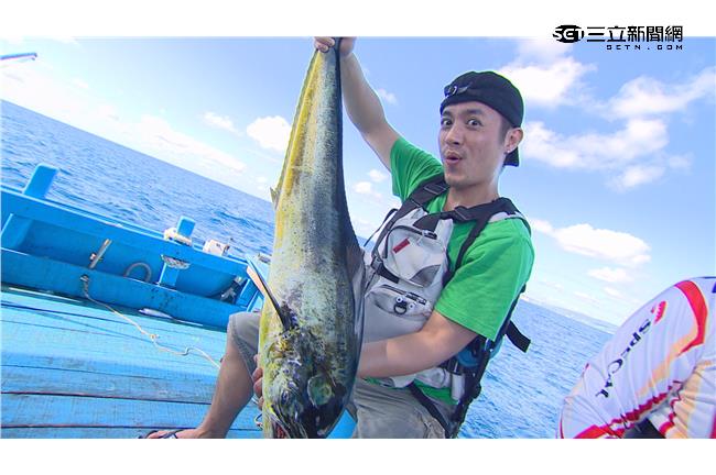直擊！棒球明星和搖滾才子上釣魚節目