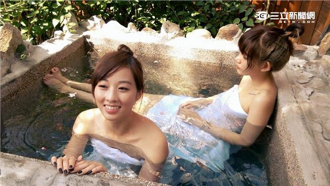 夏語心、陳艾琳玉山下洩香肩泡溫泉