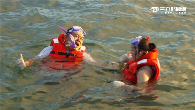 鄭志偉、陳曉菁外景搏命演出險斷指？