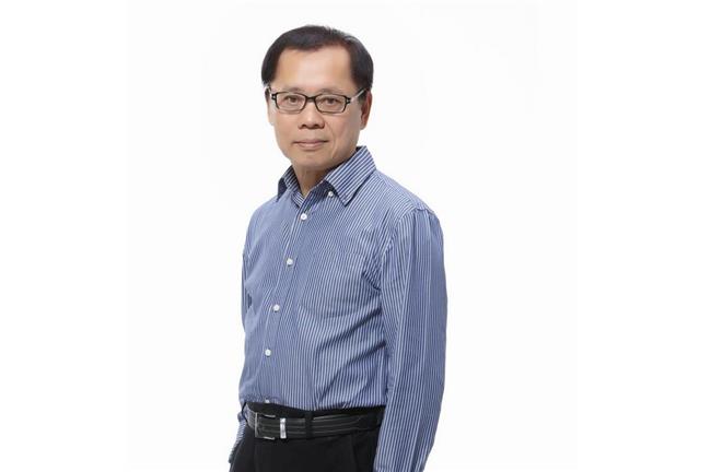 戴勝通怒嗆證嚴：上人您是人，不是神