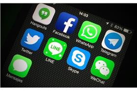 通訊軟體,社交,社群,臉書,LINE,Skype,WeChat,APP,智慧型手機畫面截圖(https://www.flickr.com/photos/microsiervos/15160297652)