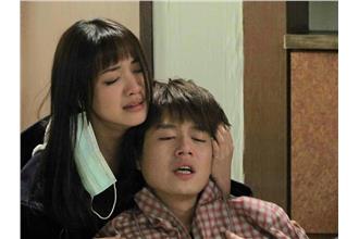 李易領便當　林玟誼哭到眼睛辣辣的！