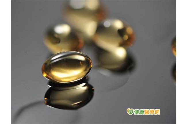 十件「深海魚油」膠囊、八件表示不符